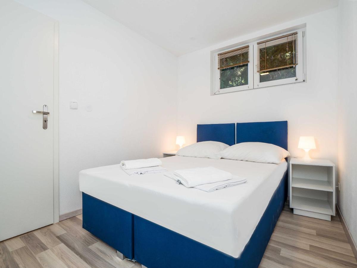 Mediteran Travel Mobile Homes Miran Pirovac Exterior foto