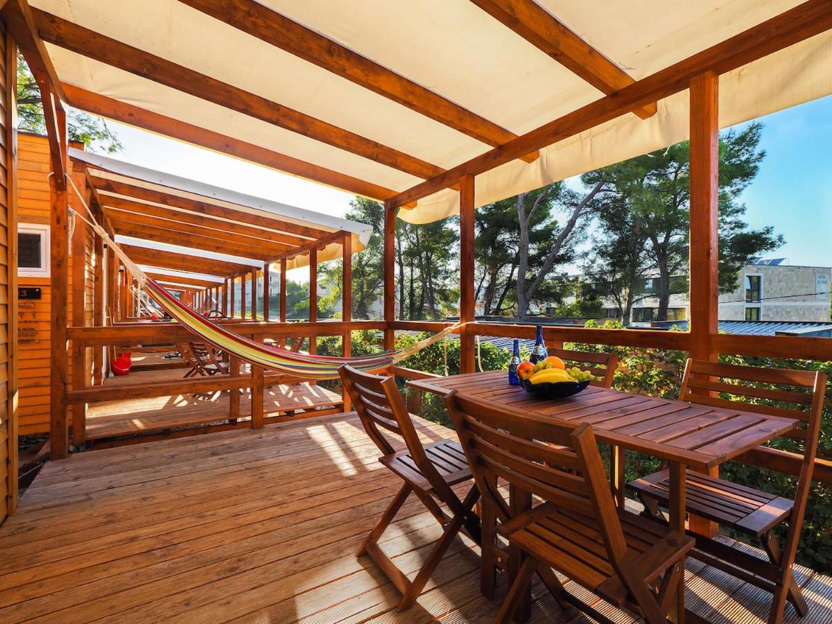 Mediteran Travel Mobile Homes Miran Pirovac Exterior foto