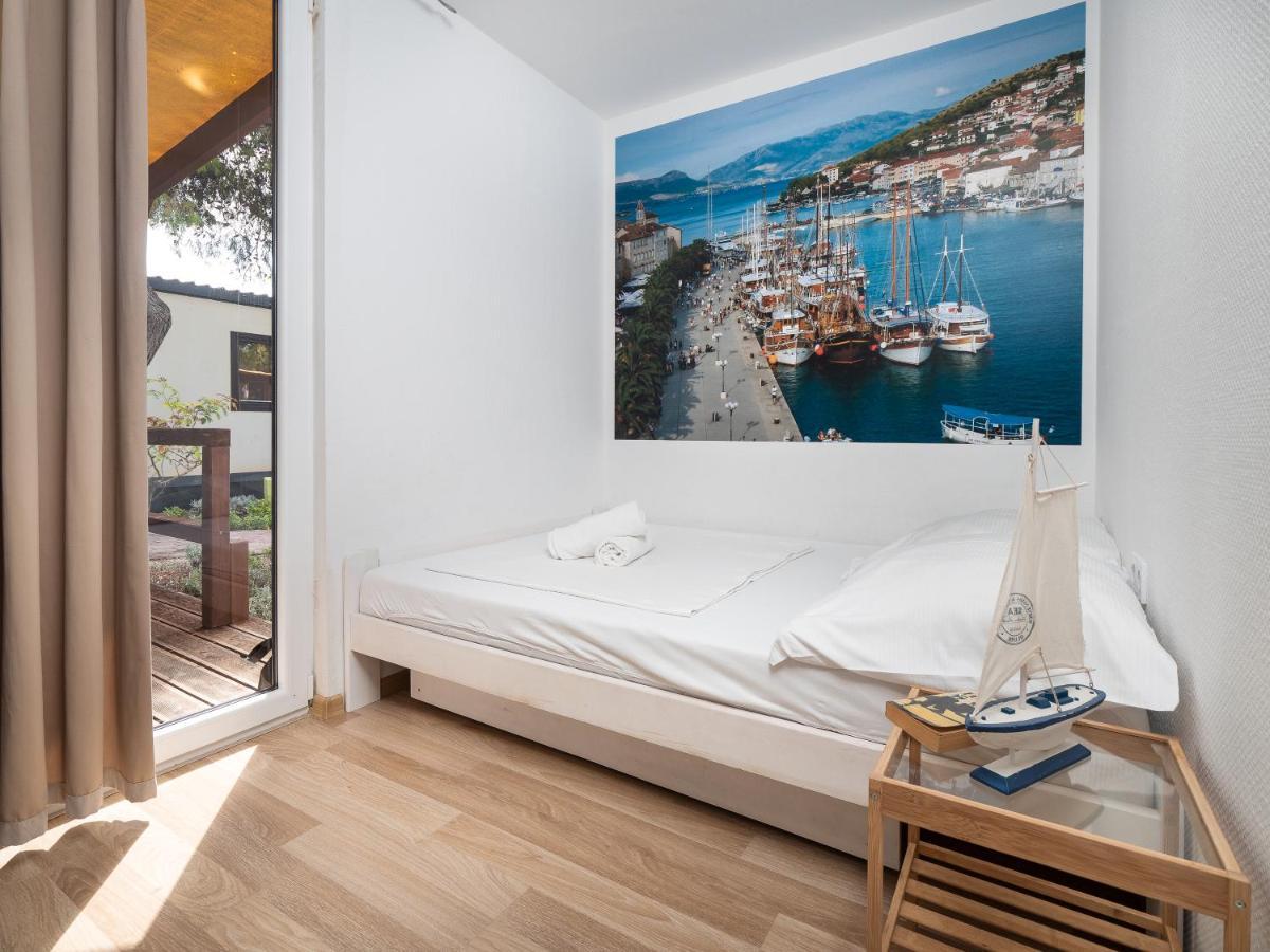 Mediteran Travel Mobile Homes Miran Pirovac Exterior foto