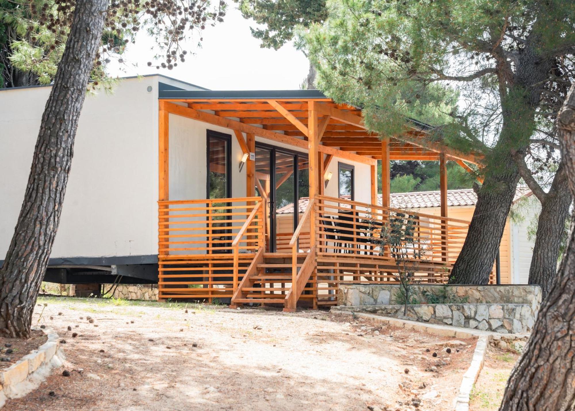 Mediteran Travel Mobile Homes Miran Pirovac Exterior foto
